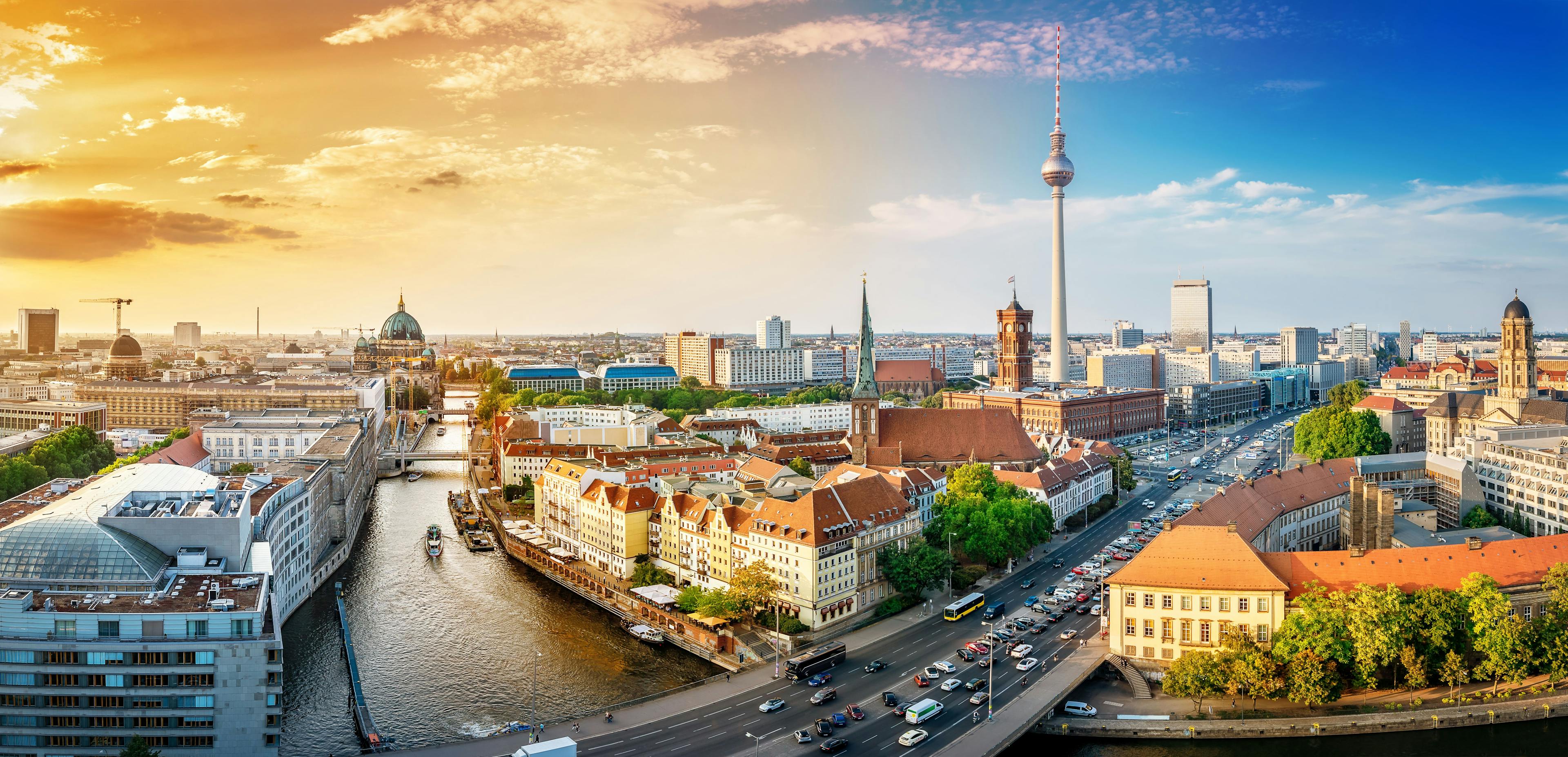 panoramic view at the berlin city center at sunset | Image Credit: © frank peters - stock.adobe.com.