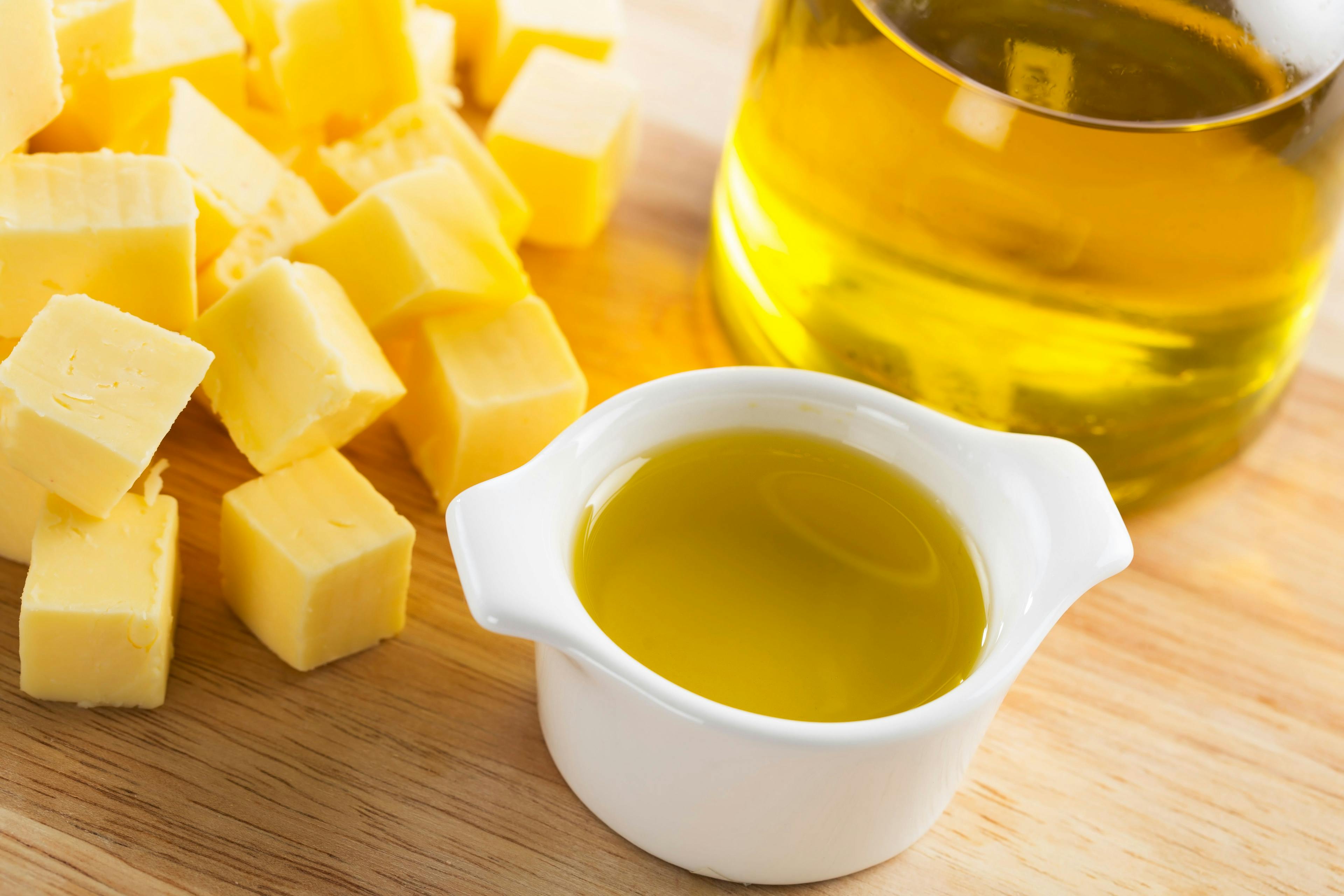 Butter or Olive Oil | Image Credit: © charlottelake - stock.adobe.com