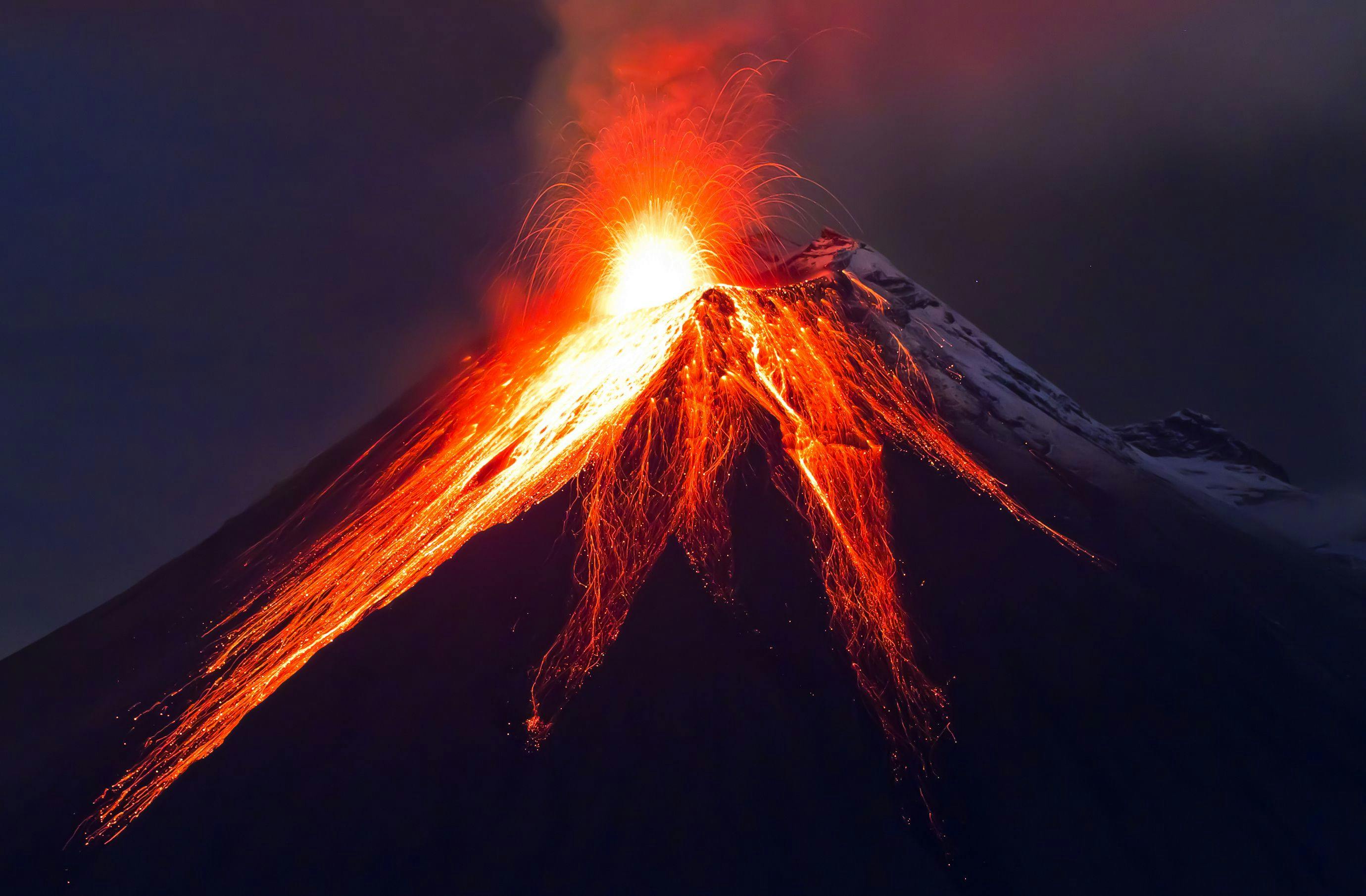 Close up volcano eruption (Tungurahua) | Image Credit: © Fotos 593 - stock.adobe.com