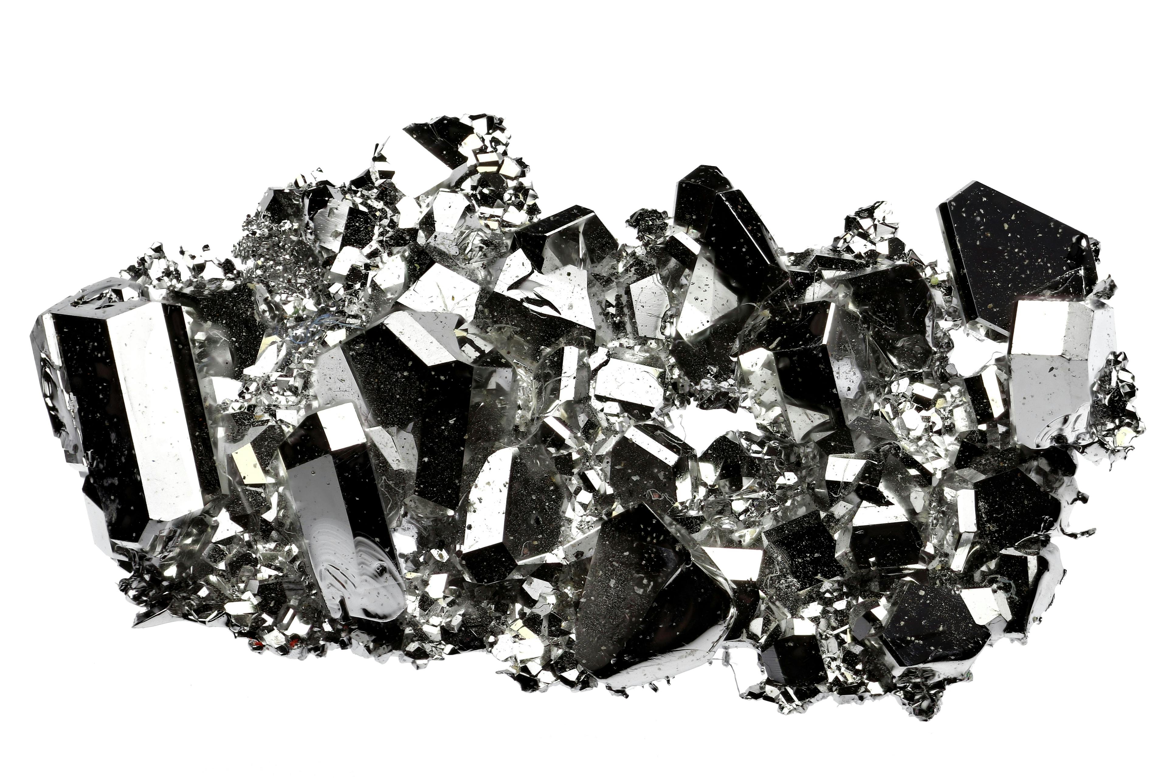 99.99% fine ruthenium crystal grown by vapour deposition isolated on white background | Image Credit: © Björn Wylezich - stock.adobe.com