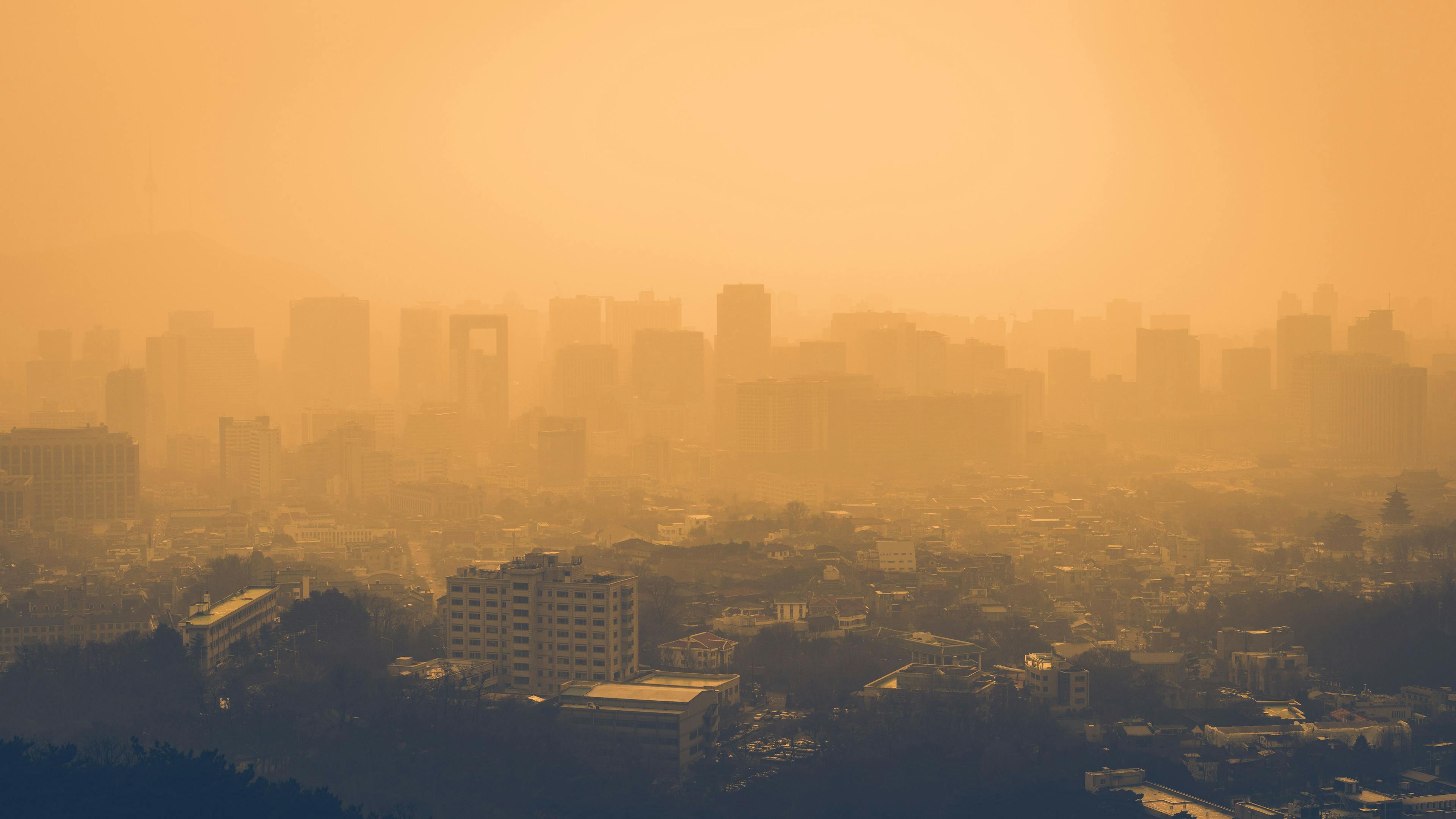 City fine dust | Image Credit: © ttlsc - stock.adobe.com
